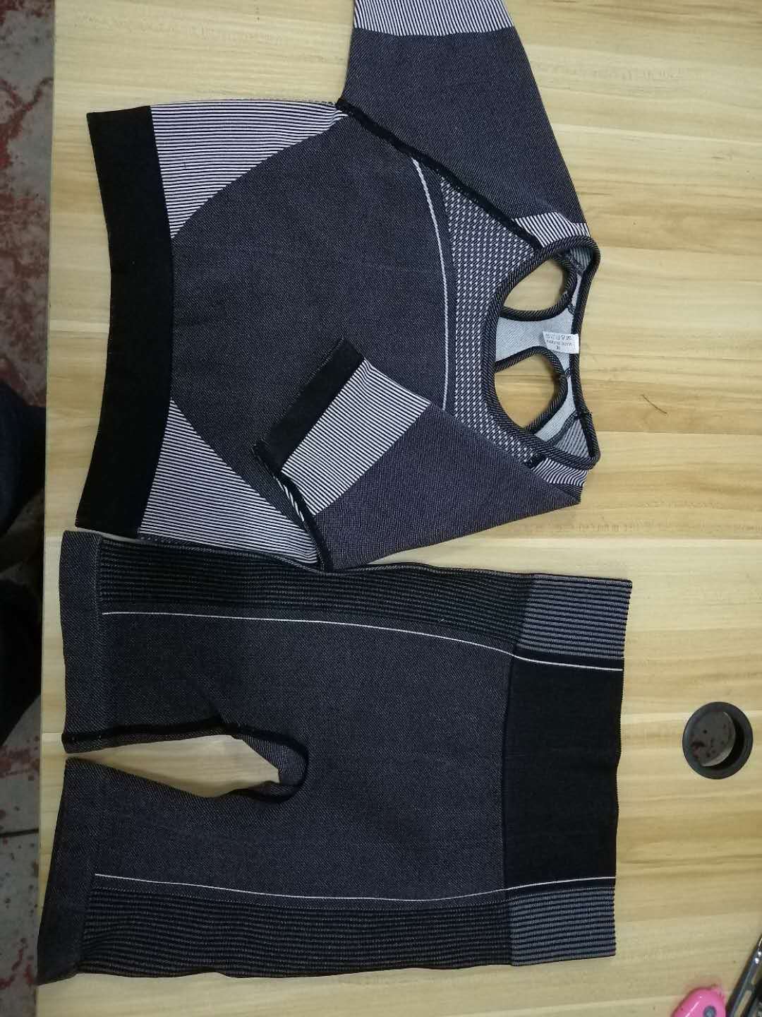 Conjunto de Yoga sin Costuras de Manga Corta