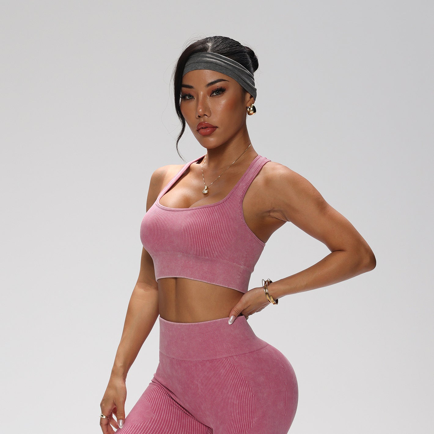 Conjunto de yoga de secado rápido: bra deportivo, chaleco, leggings